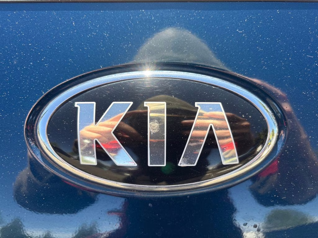 2021 Deep Cerulean Kia Niro LX FWD SUV