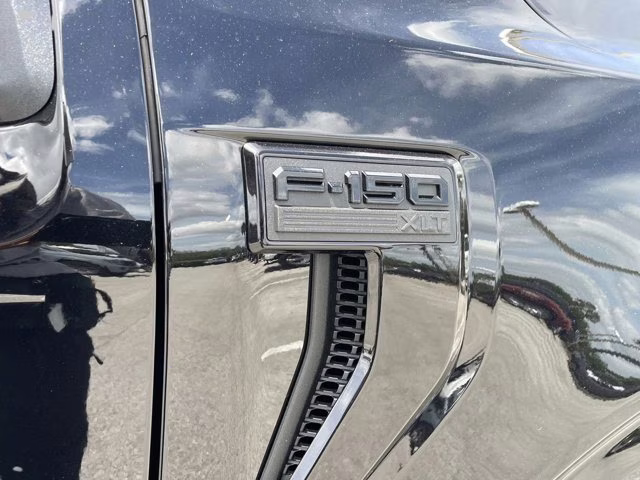 2026 Agate Black Metallic Ford F-150 XLT RWD Truck