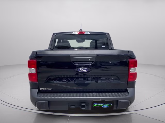 2026 Shadow Black Ford Maverick XLT FWD Truck