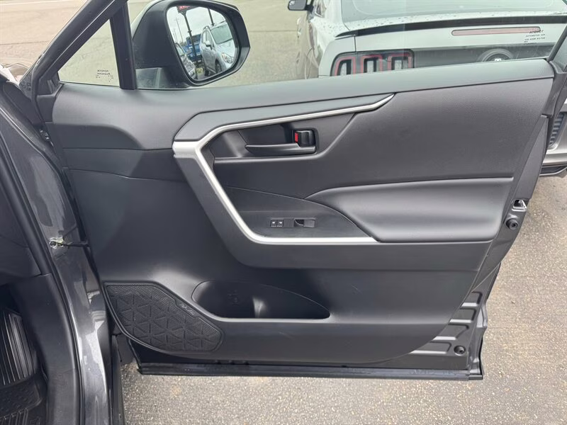 2022 Magnetic Gray Metallic Toyota RAV4 LE AWD SUV