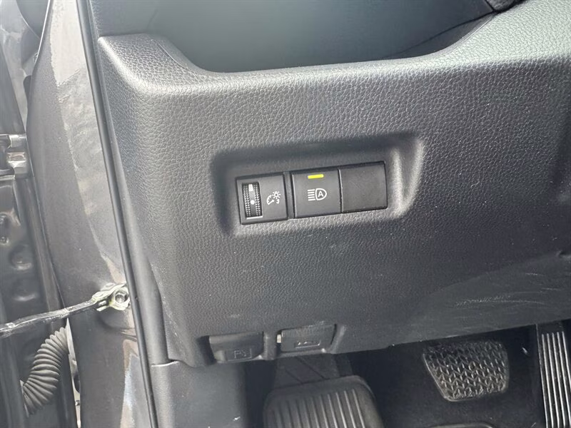 2022 Magnetic Gray Metallic Toyota RAV4 LE AWD SUV