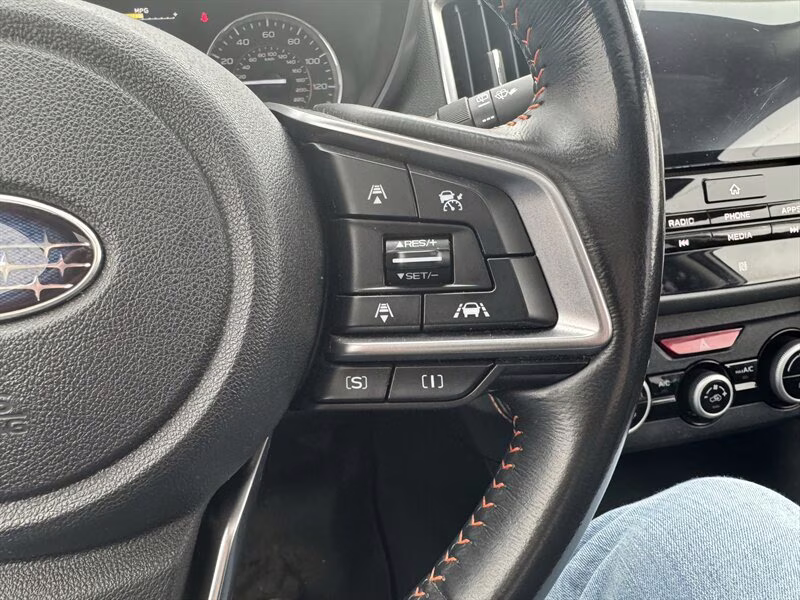 2020 Crystal White Pearl Subaru Crosstrek Limited AWD Crossover