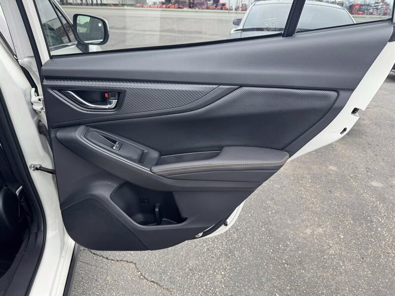 2020 Crystal White Pearl Subaru Crosstrek Limited AWD Crossover