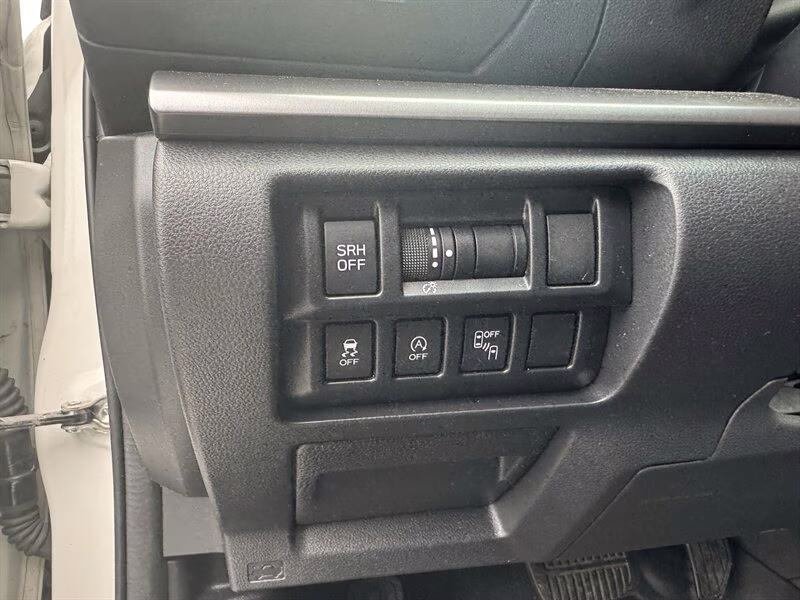 2020 Crystal White Pearl Subaru Crosstrek Limited AWD Crossover