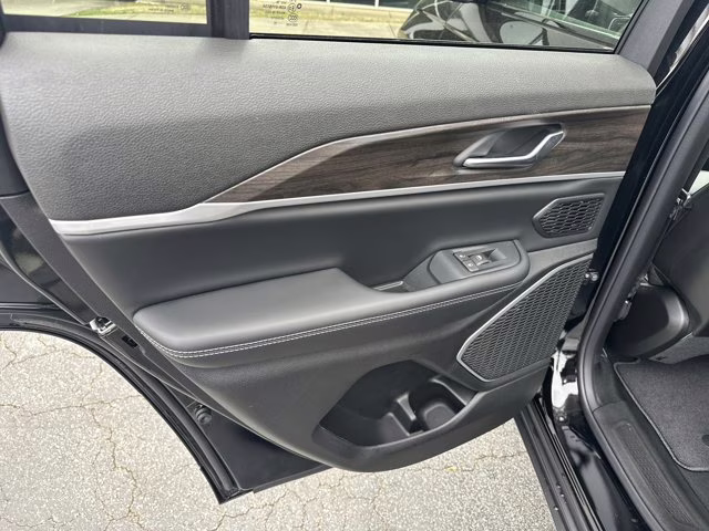 2026 Diamond Black Crystal Pearlcoat Jeep Grand Cherokee Limited 4X4 SUV