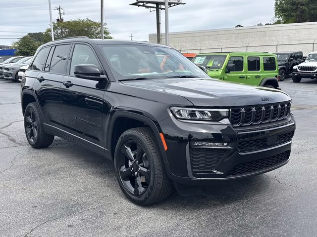 2026 Diamond Black Crystal Pearlcoat Jeep Grand Cherokee Limited 4X4 SUV