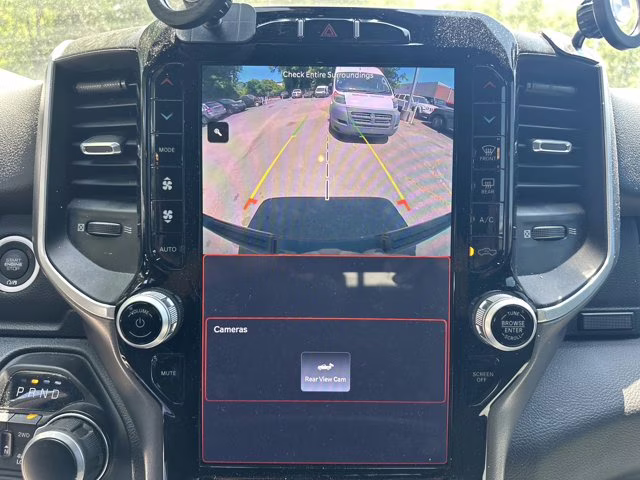 2023 Diamond Black Crystal Pearlcoat Ram 1500 Big Horn 4X4 Truck