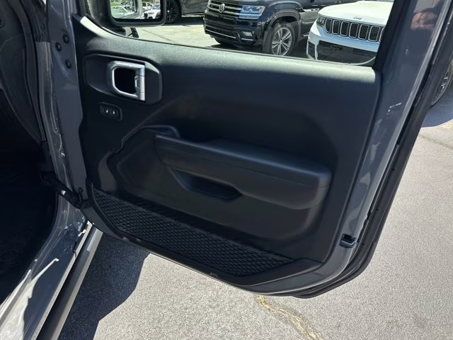 2021 Sting-Gray Clearcoat Jeep Wrangler Willys 4X4 Convertible