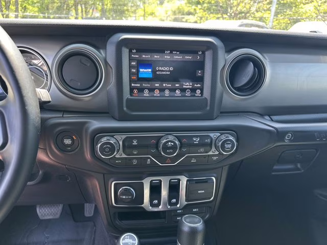 2021 Sting-Gray Clearcoat Jeep Wrangler Willys 4X4 Convertible