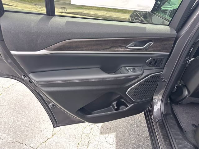 2026 Baltic Gray Metallic Clearcoat Jeep Grand Cherokee L Limited 4X4 SUV