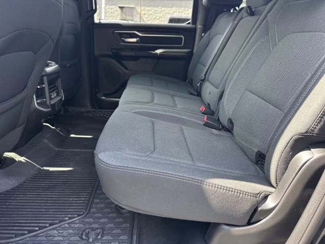 2023 Diamond Black Crystal Pearlcoat Ram 1500 Big Horn 4X4 Truck