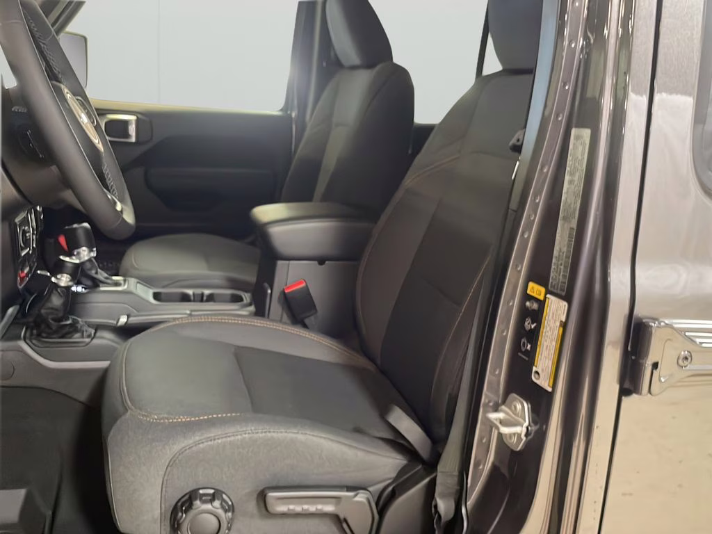 2026 Granite Crystal Metallic Clearcoat Jeep Wrangler Willys 4X4 SUV