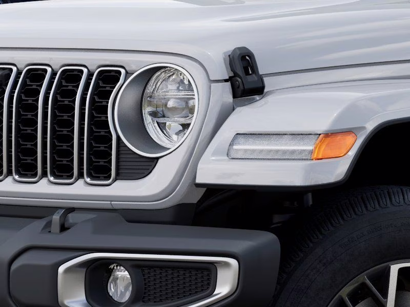 2026 Bright White Clearcoat Jeep Wrangler Sahara 4X4 SUV