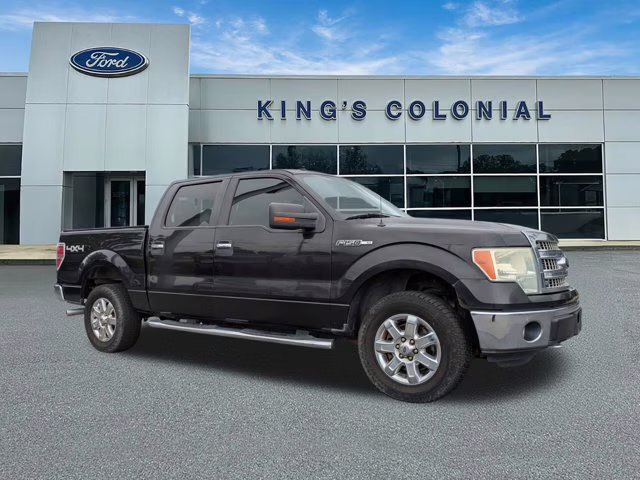 2014 Tuxedo Black Metallic Ford F-150 4x4 Crew Cab XLT 5.0 V-8 4X4 Truck
