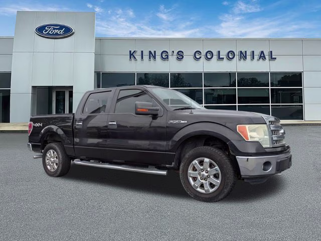 2014 Tuxedo Black Metallic Ford F-150 4x4 Crew Cab XLT 5.0 V-8 4X4 Truck