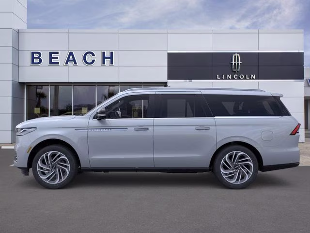 2026 Gray Mist Metallic Tri-Coat Lincoln Navigator L Reserve 4X4 SUV