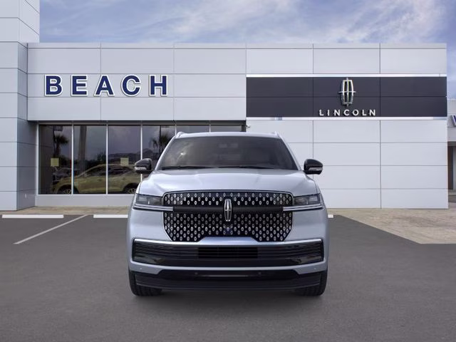 2026 Gray Mist Metallic Tri-Coat Lincoln Navigator L Reserve 4X4 SUV