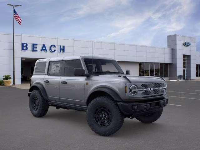 2026 Gray Metallic Ford Bronco Badlands 4X4 SUV