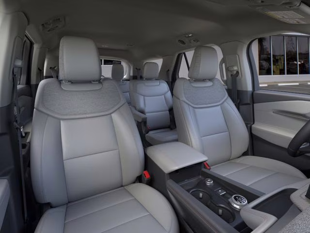 2026 Star White Metallic Tri-Coat Ford Explorer Active RWD SUV