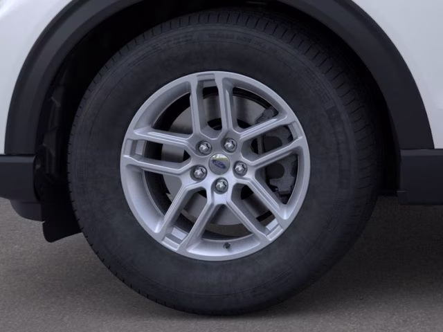 2026 Star White Metallic Tri-Coat Ford Explorer Active RWD SUV