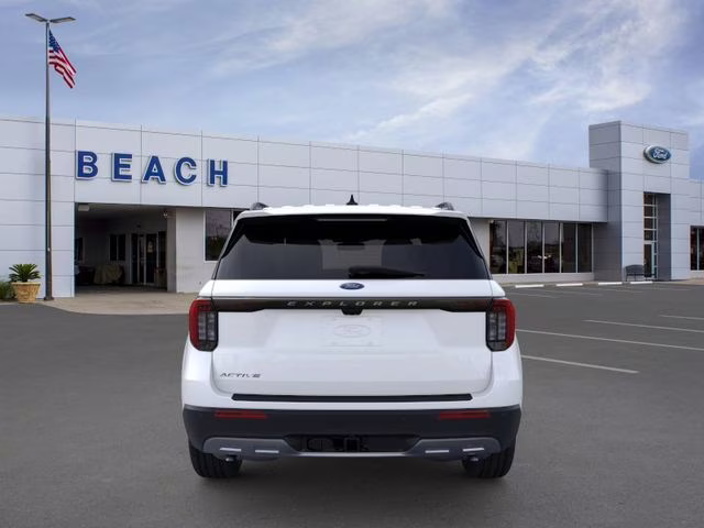 2026 Star White Metallic Tri-Coat Ford Explorer Active RWD SUV