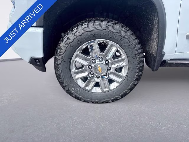 2026 Polar White Tricoat Chevrolet Silverado 2500 HD High Country 4X4 Truck