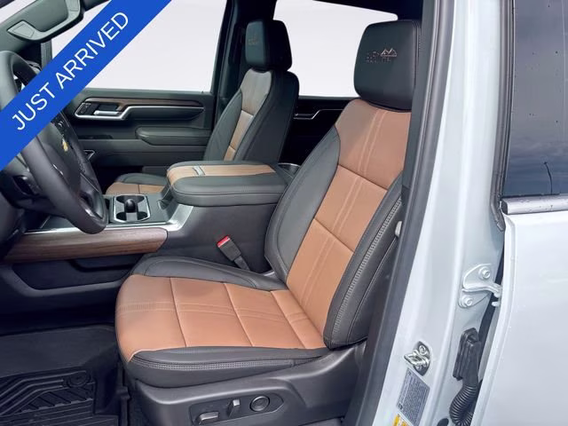 2026 Polar White Tricoat Chevrolet Silverado 2500 HD High Country 4X4 Truck