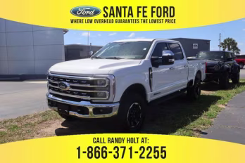 2026 Star White Metallic Tri-Coat Ford Super Duty F-250 SRW LARIAT 4X4 Truck