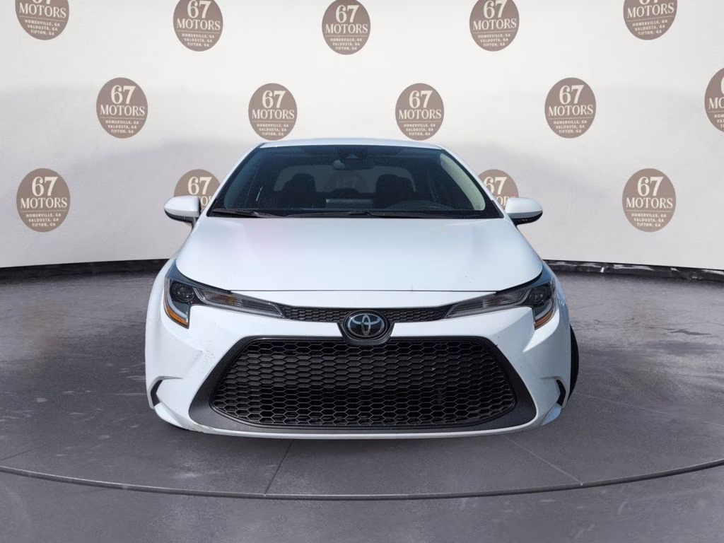 2022 White Toyota Corolla LE FWD Sedan