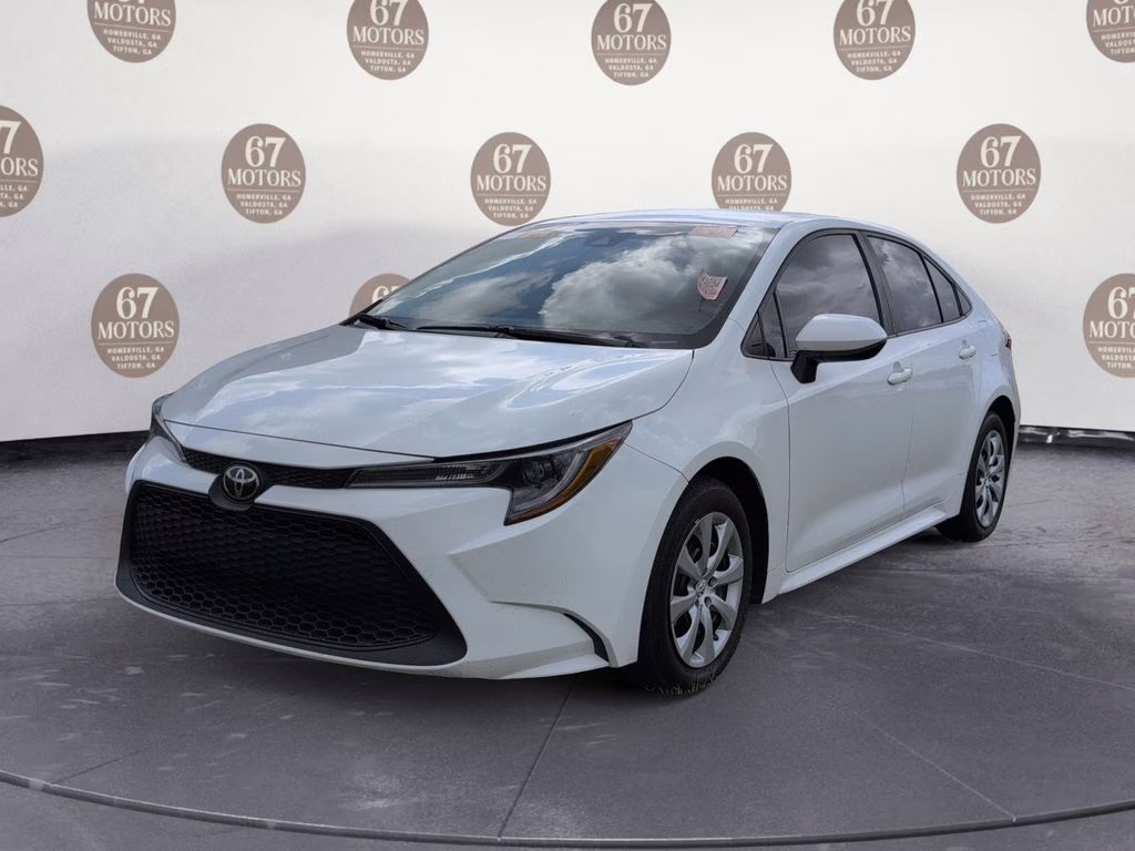 2022 White Toyota Corolla LE FWD Sedan