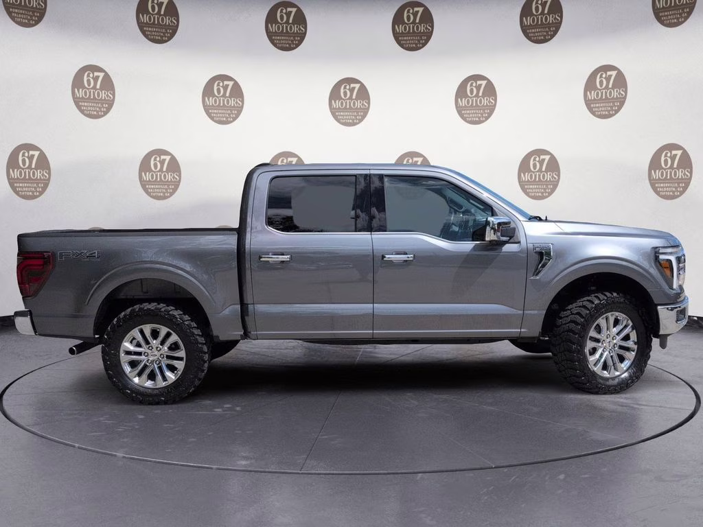 2025 Gray Metallic Ford F-150 Lariat 4X4 Truck