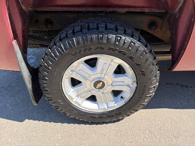 2013 Deep Ruby Metallic Chevrolet Silverado 1500 LT 4X4 Truck