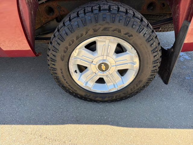 2013 Deep Ruby Metallic Chevrolet Silverado 1500 LT 4X4 Truck