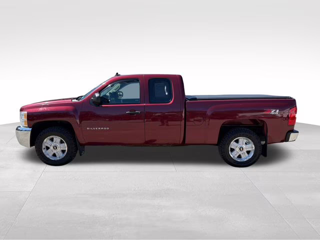 2013 Deep Ruby Metallic Chevrolet Silverado 1500 LT 4X4 Truck