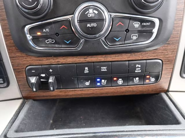 2018 Bright White Clearcoat Ram 1500 Laramie 4X4 Truck