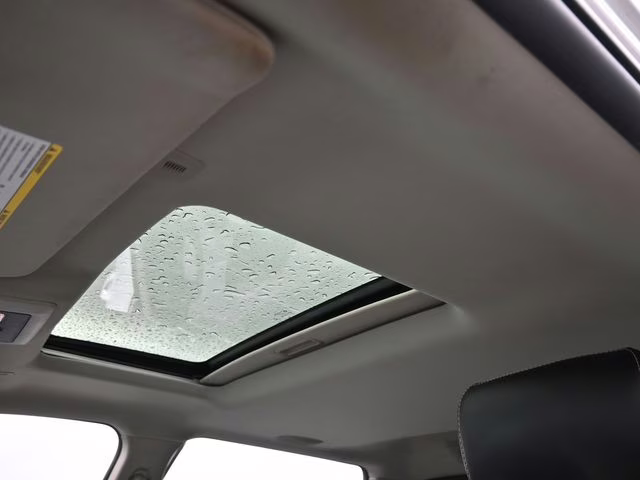 2018 Bright White Clearcoat Ram 1500 Laramie 4X4 Truck