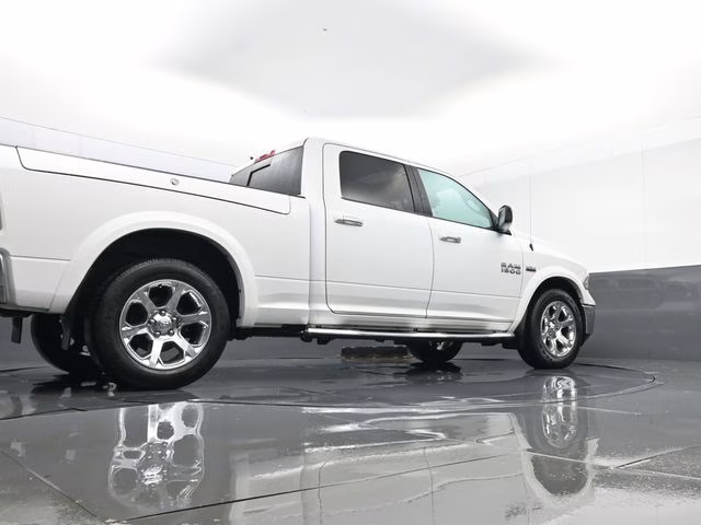 2018 Bright White Clearcoat Ram 1500 Laramie 4X4 Truck