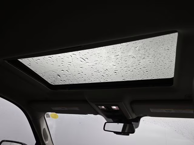 2018 Bright White Clearcoat Ram 1500 Laramie 4X4 Truck