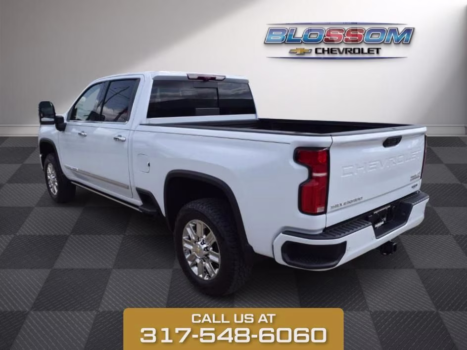2026 Polar White Chevrolet Silverado 2500HD High Country 4X4 Truck