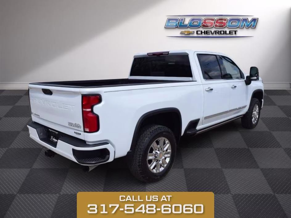 2026 Polar White Chevrolet Silverado 2500HD High Country 4X4 Truck