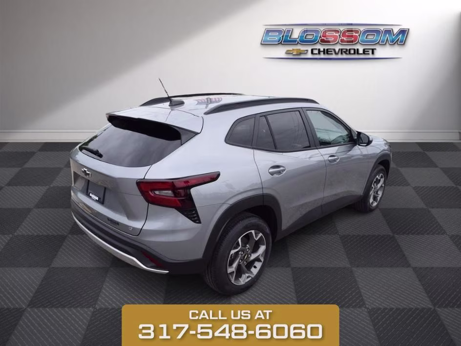 2026 Sterling Chevrolet Trax LT FWD SUV