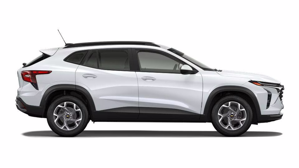 2026 White Chevrolet Trax LT FWD SUV