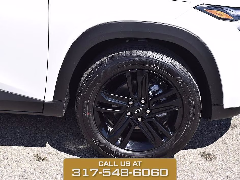 2026 Summit White Chevrolet Trax ACTIV FWD SUV
