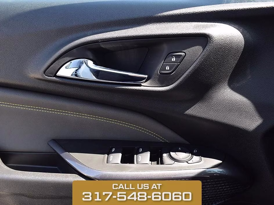 2026 Summit White Chevrolet Trax ACTIV FWD SUV