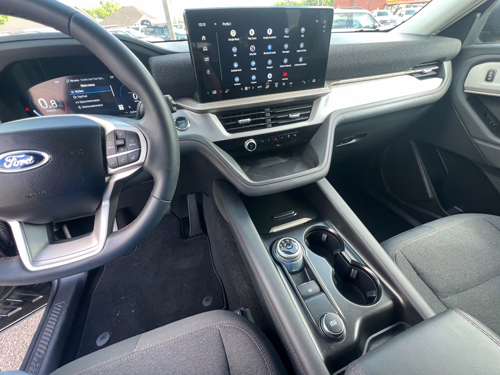 2025 Agate Black Metallic Ford Explorer Active 4X4 SUV