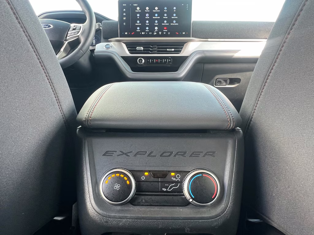 2025 Agate Black Metallic Ford Explorer Active 4X4 SUV