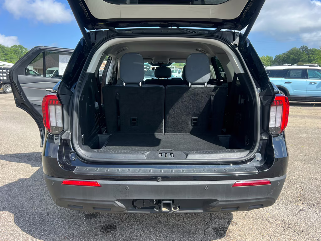 2025 Agate Black Metallic Ford Explorer Active 4X4 SUV