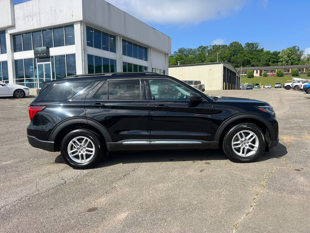 2025 Agate Black Metallic Ford Explorer Active 4X4 SUV