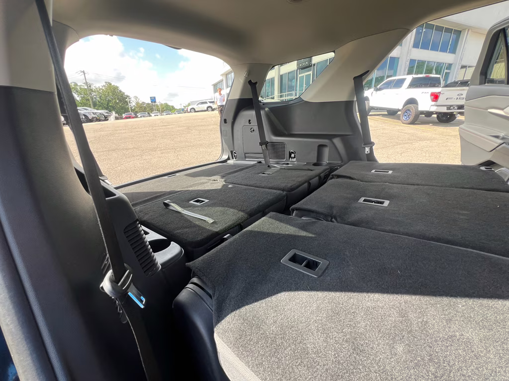2025 Agate Black Metallic Ford Explorer Active 4X4 SUV