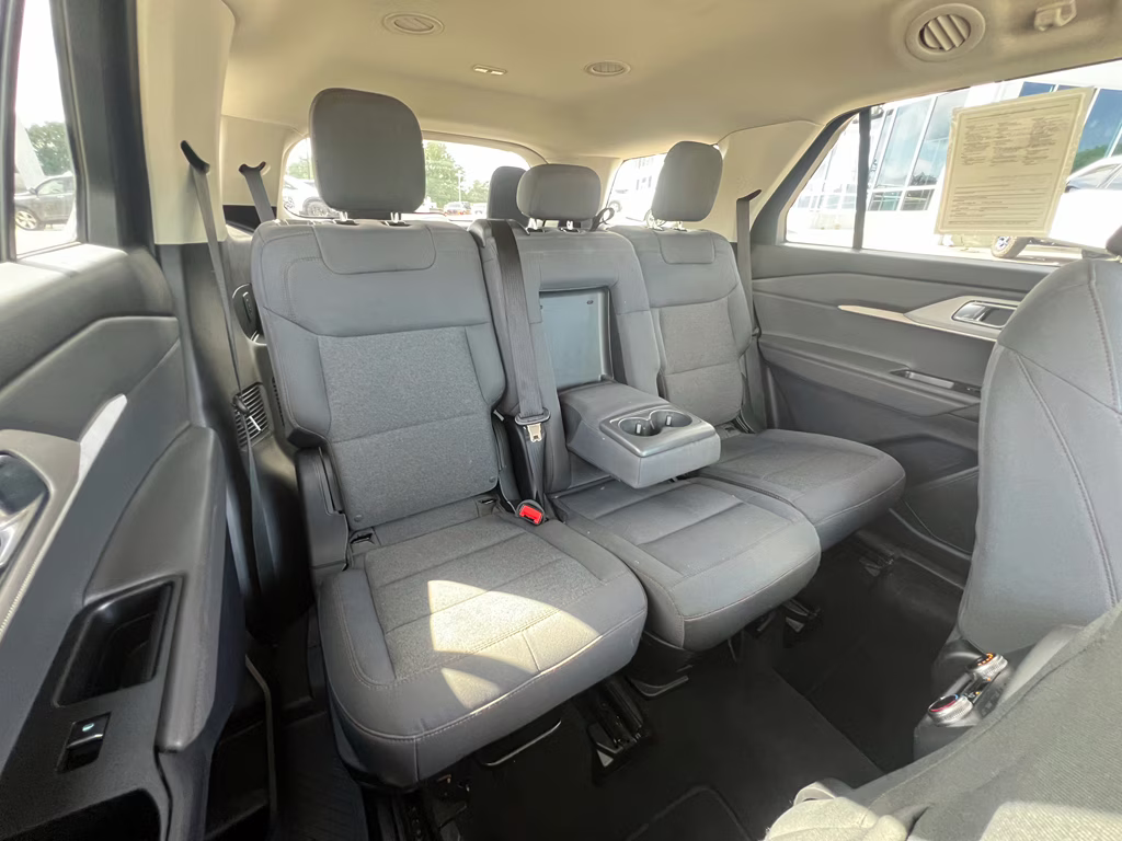 2025 Agate Black Metallic Ford Explorer Active 4X4 SUV